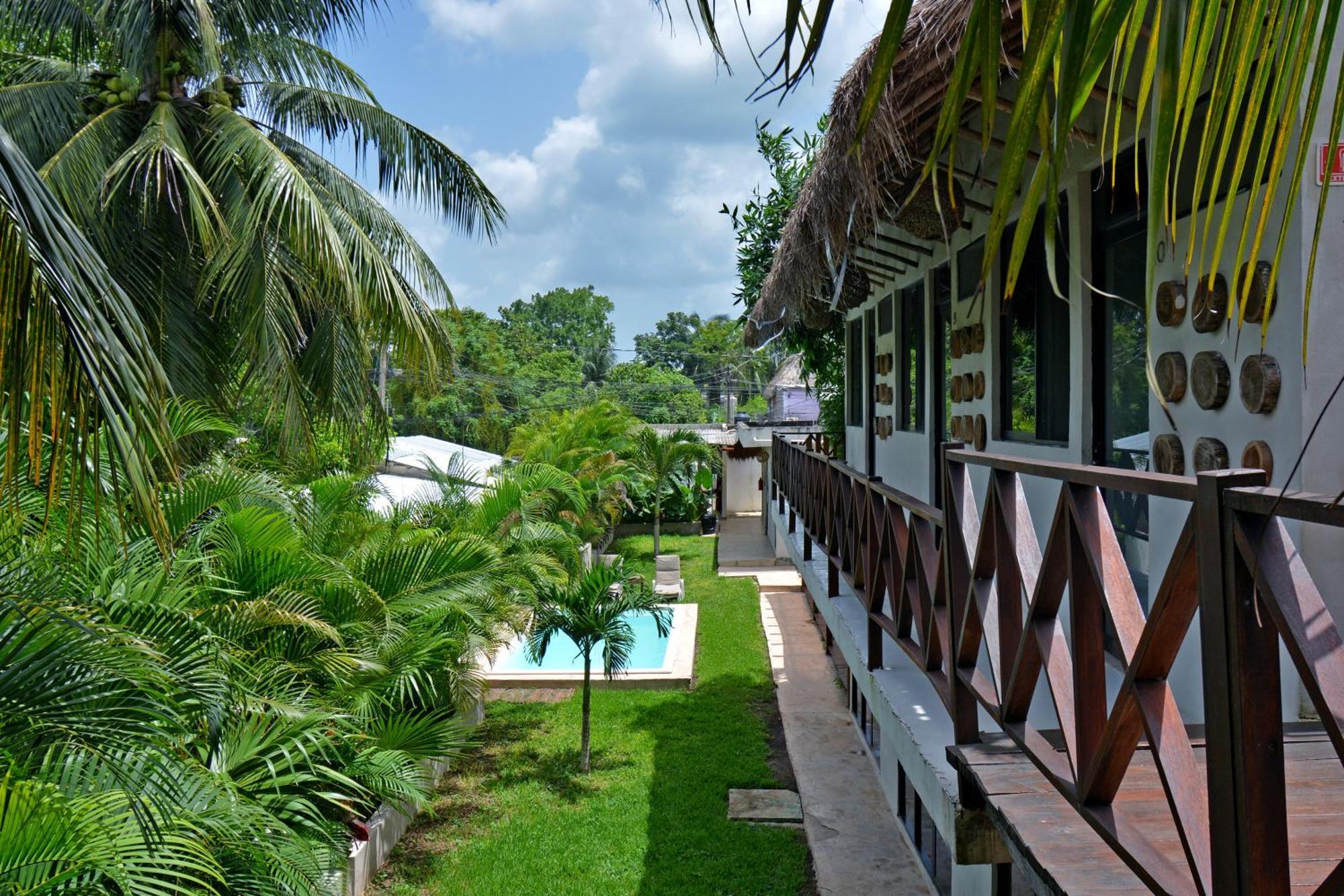 Casa Delia Hotel Downtown Bacalar Exterior photo