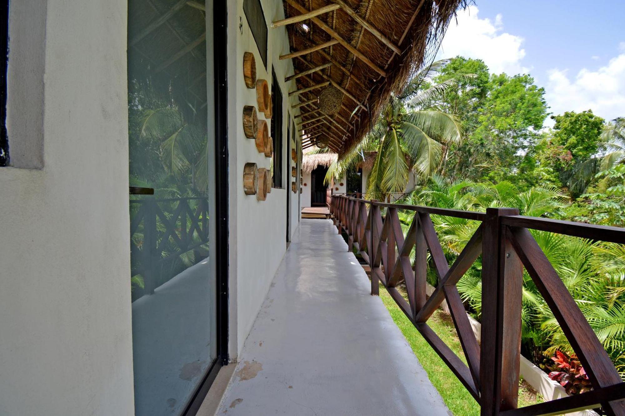 Casa Delia Hotel Downtown Bacalar Exterior photo